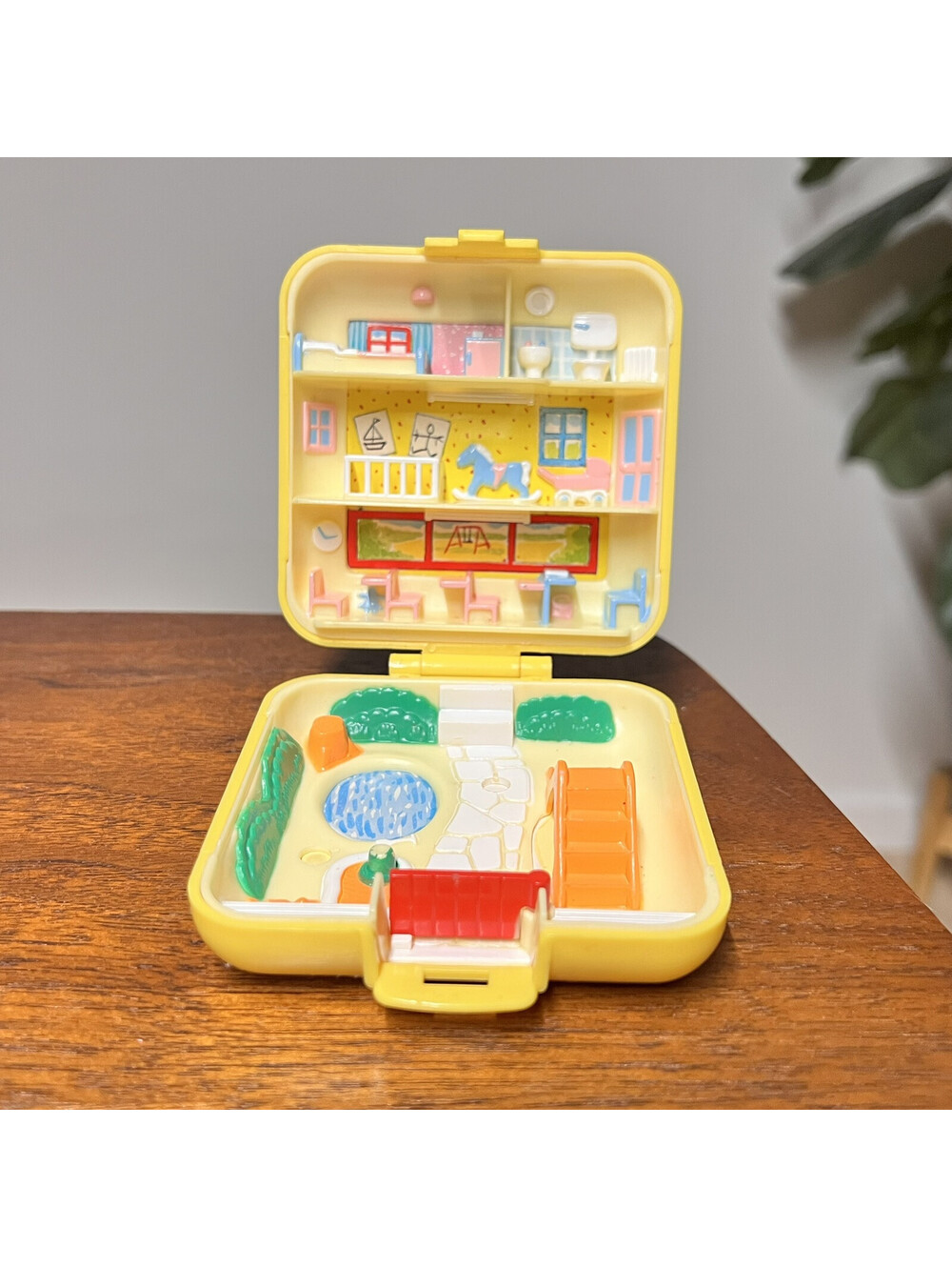 Vintage 1989 Bluebird Polly Pocket Midge's Play School Nursery *Compact Only*
